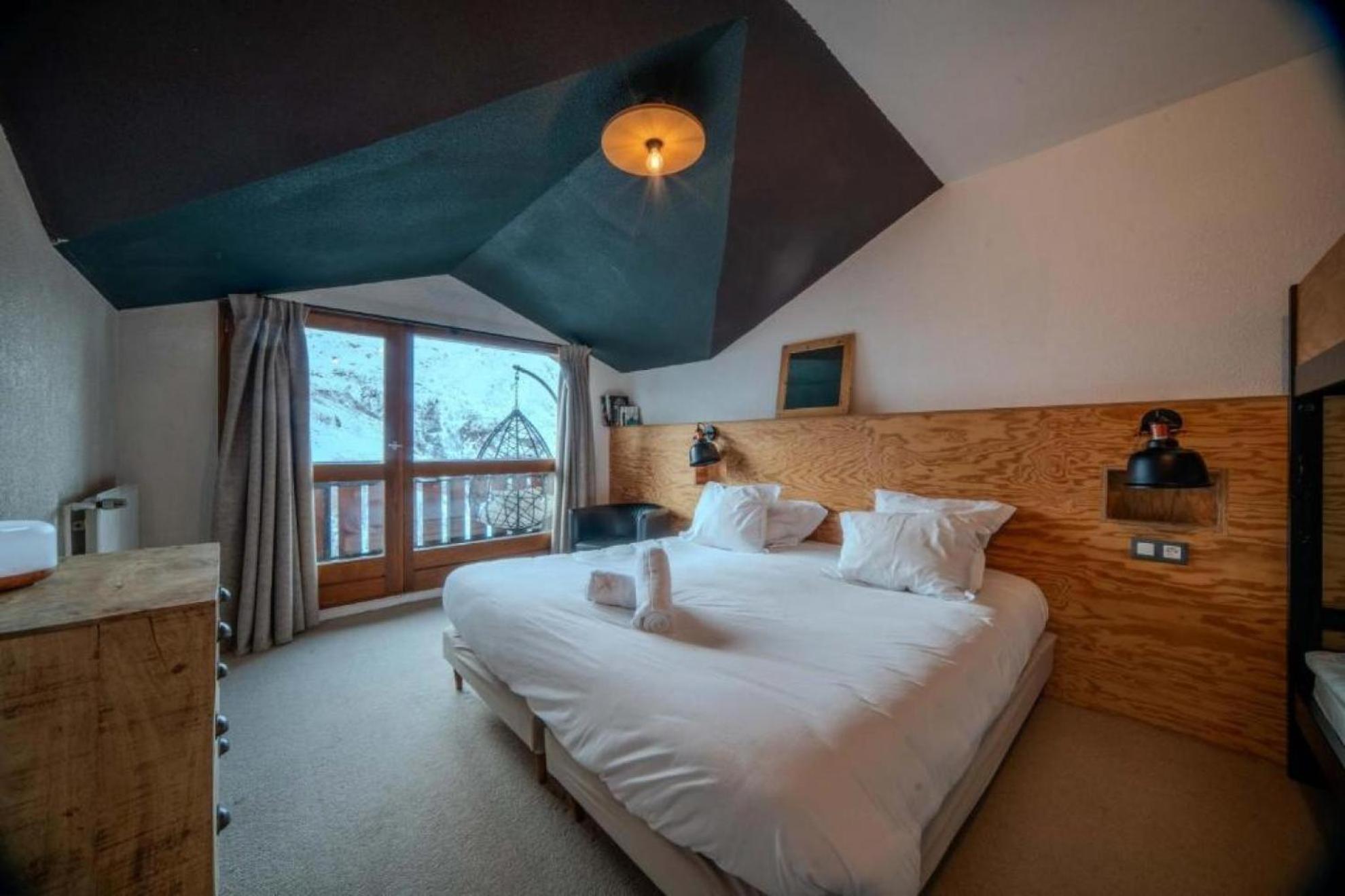 Alpeen Hotel Сен-Мартен-дьо-Белвил Екстериор снимка